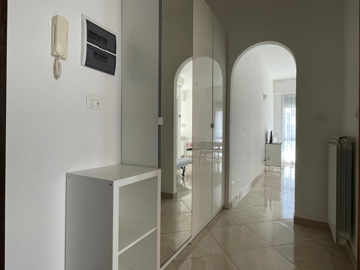 Appartamenti Con Giardino E Posto Auto Per Famiglie Finale Ligure Exterior photo